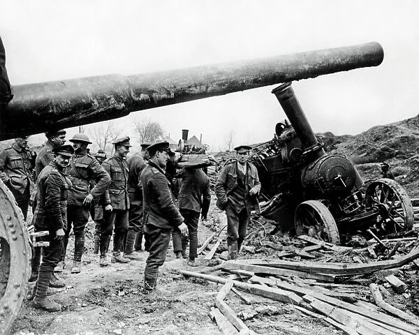 Big gun with tractor in difficulties, Western Front, WW1