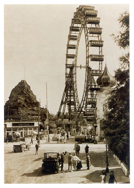 Big Wheel  /  Vienna 1930S
