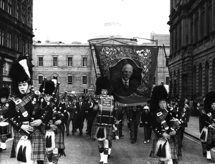 Framed Print : Bilston Glen Pipe Band March Banner National Framed Print : Bilston Glen Pipe Band March Banner National