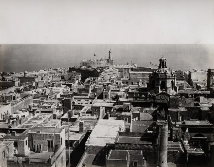 Framed Print : Birds eye view of the city centre, Valletta Malta Framed Print : Birds eye view of the city centre, Valletta Malta