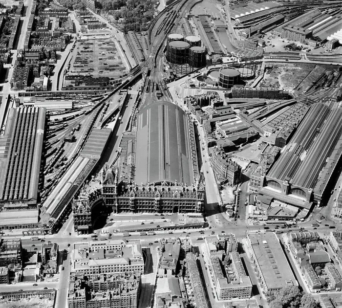 Framed Print : Bird's Eye view of St Pancras Station, St Pancras, London. Date: 1947 Framed Print : Bird's Eye view of St Pancras Station, St Pancras, London. Date: 1947