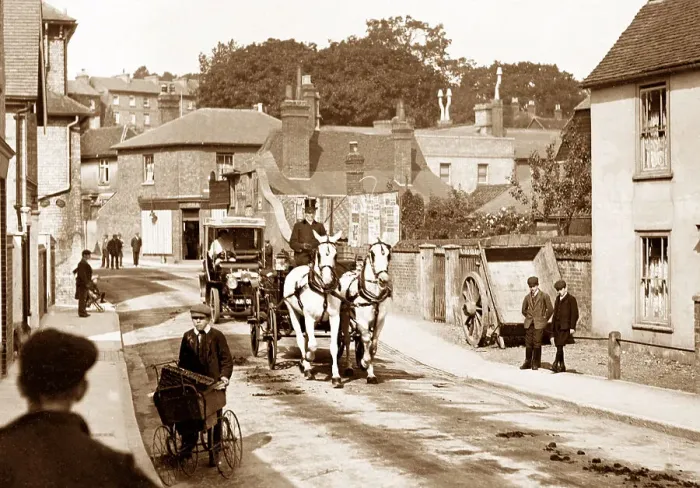 Framed Print : Bishop's Stortford South Street early 1900s Framed Print : Bishop's Stortford South Street early 1900s