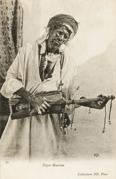 Framed Print : A Black Algerian Musician