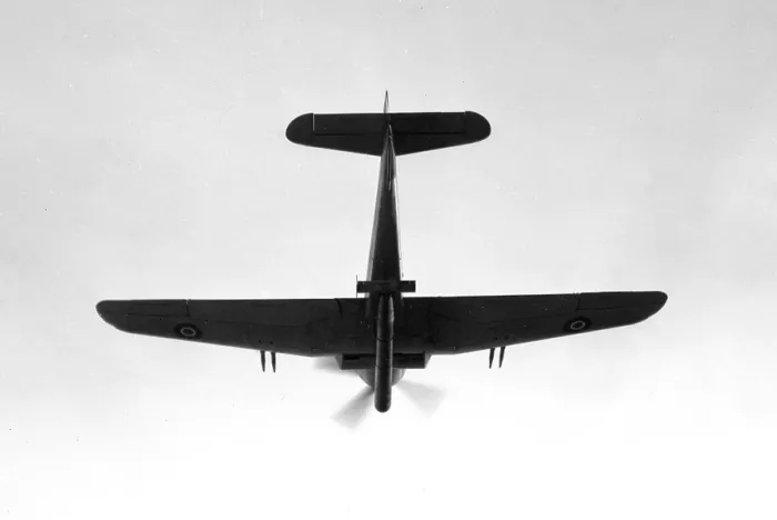 Framed Print : Blackburn Firebrand TF.III DK372 Framed Print : Blackburn Firebrand TF.III DK372