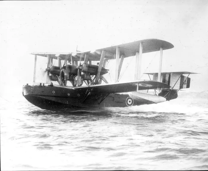 Framed Print : Blackburn RB1A Iris II N185 Framed Print : Blackburn RB1A Iris II N185