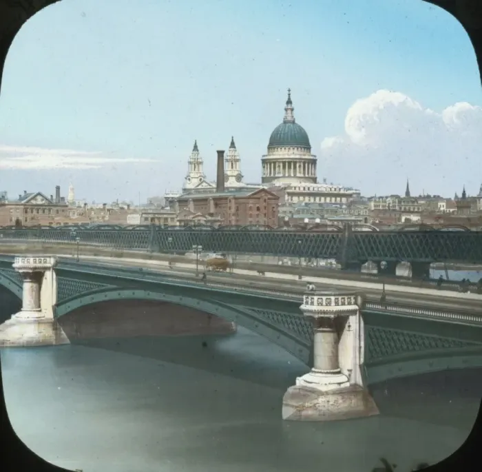 Framed Print : Blackfriars Bridge Framed Print : Blackfriars Bridge