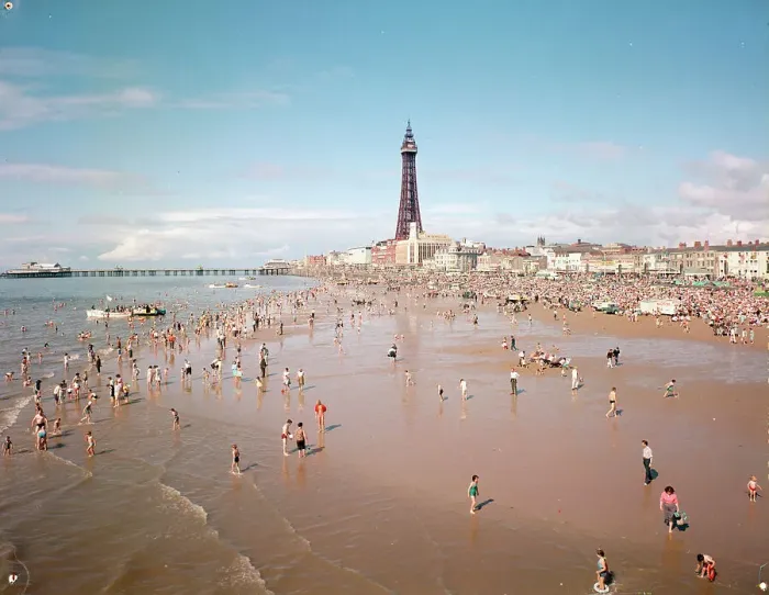 Framed Print : Blackpool - Central Beach Framed Print : Blackpool - Central Beach