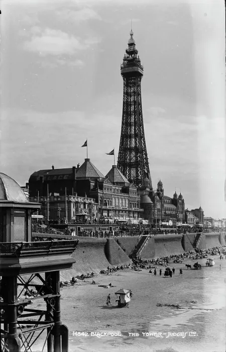 Framed Print : Blackpool Tower Framed Print : Blackpool Tower