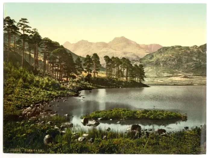 Framed Print : Blea Tarn, Lake District, England Framed Print : Blea Tarn, Lake District, England