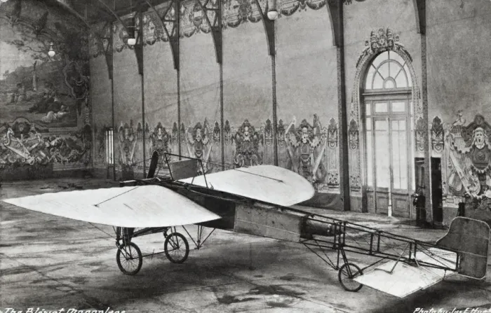 Framed Print : Bleriot XI / 11 Framed Print : Bleriot XI / 11