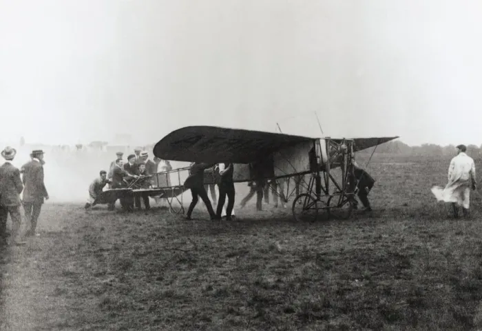 Framed Print : Bleriot XI / 11 Framed Print : Bleriot XI / 11