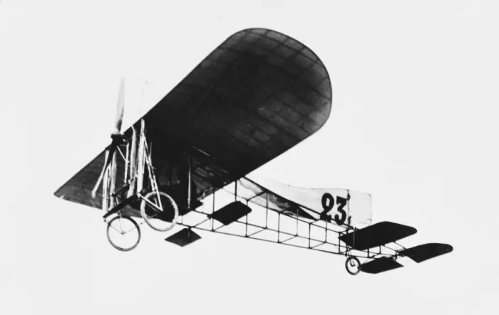Framed Print : Bleriot Xii, 1909 Framed Print : Bleriot Xii, 1909