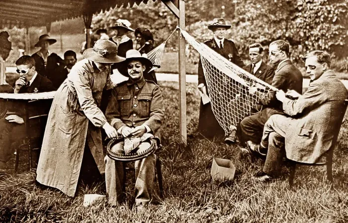 Framed Print : Blind ex-servicemen learning to make nets and baskets Framed Print : Blind ex-servicemen learning to make nets and baskets
