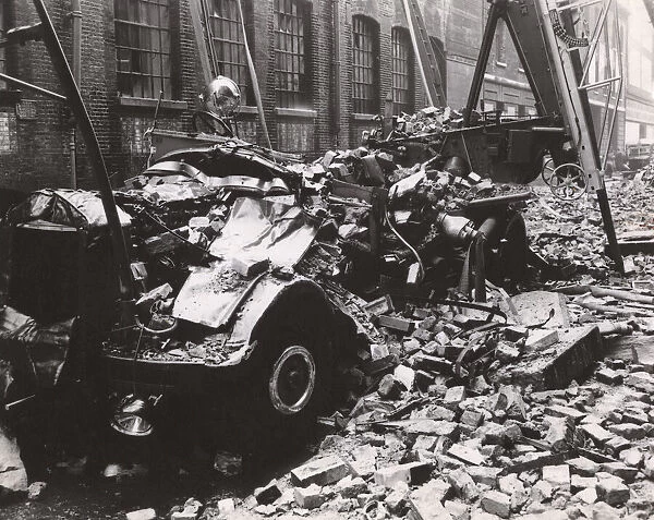 Blitz in London -- damaged vehicle, WW2