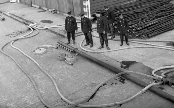 Framed Print : Blitz in London -- emergency water mains for firefighting Framed Print : Blitz in London -- emergency water mains for firefighting