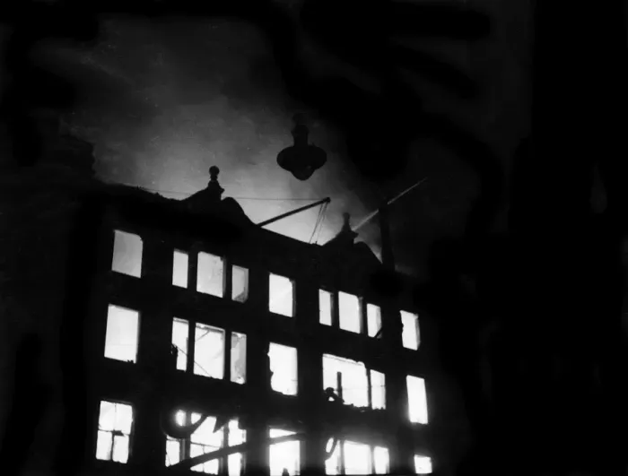 Framed Print : Blitz in London - High Holborn, WW2 Framed Print : Blitz in London - High Holborn, WW2