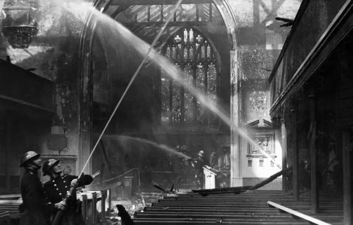 Framed Print : Blitz in London -- Holy Trinity Church, Hounslow, WW2 Framed Print : Blitz in London -- Holy Trinity Church, Hounslow, WW2