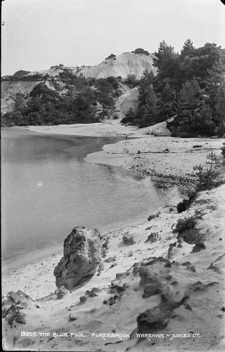 Framed Print : The Blue Pool, Furzebrook Framed Print : The Blue Pool, Furzebrook