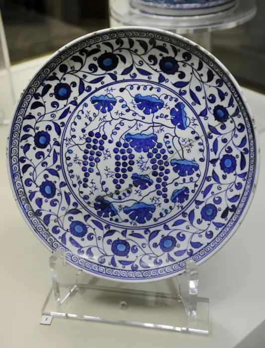 Framed Print : Blue and white plate with turquoise, 1530-1545. Iznik Framed Print : Blue and white plate with turquoise, 1530-1545. Iznik
