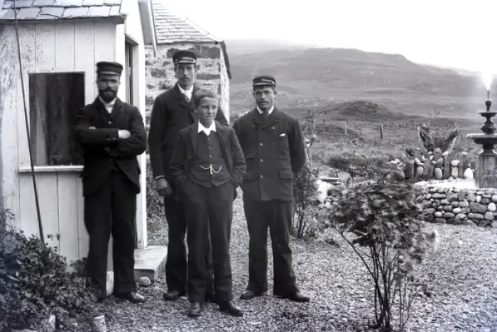 Framed Print : Boat crew, Isle of Mull, Scotland Framed Print : Boat crew, Isle of Mull, Scotland