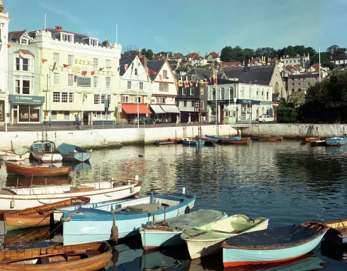 Framed Print : The Boat Float, Dartmouth Framed Print : The Boat Float, Dartmouth