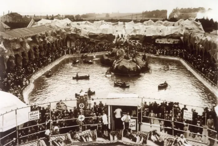 Framed Print : Boating Pool at Butlin s Framed Print : Boating Pool at Butlin s
