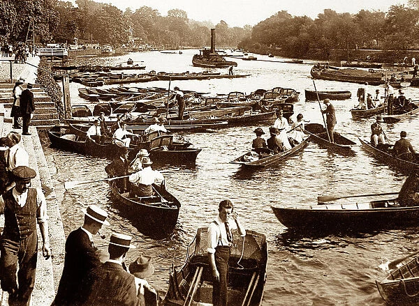 Boating on the Thames at Richmond, early 1900s