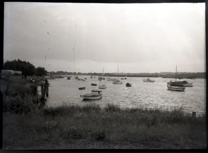 Framed Print : Boats on Crouch Nr Caravan Park, Hullbridge, Essex Framed Print : Boats on Crouch Nr Caravan Park, Hullbridge, Essex
