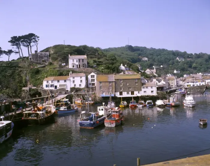 Framed Print : Boats in the harbour at Polperro, Cornwall Framed Print : Boats in the harbour at Polperro, Cornwall