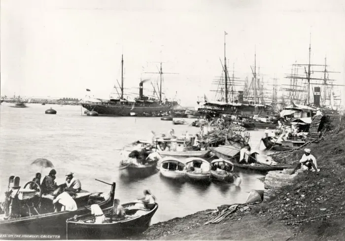 Framed Print : Boats on the Hooghly river, Calcutta, India