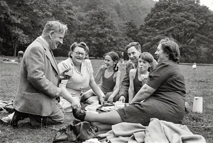 Framed Print : Boddy family, close friends of John, having picnic in Yorkshire with teapot and Bill Boddy in suit Date: 1948 - 1950 Framed Print : Boddy family, close friends of John, having picnic in Yorkshire with teapot and Bill Boddy in suit Date: 1948 - 1950