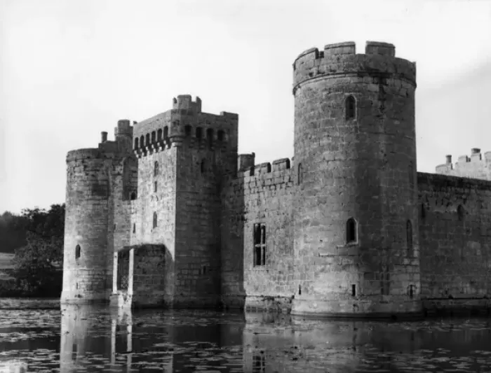 Framed Print : Bodiam Castle Framed Print : Bodiam Castle