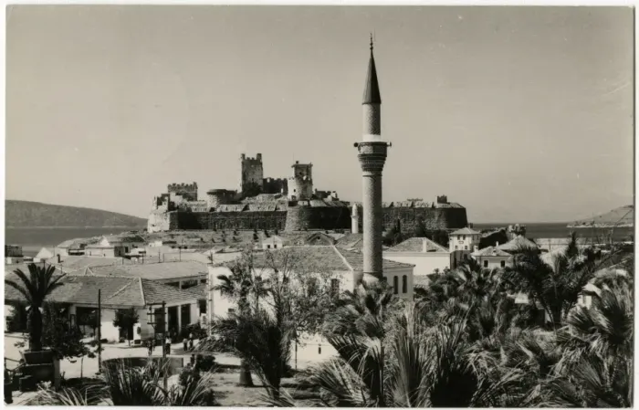 Framed Print : Bodrum, Turkey - Panorama with view toward Crusader Castle Framed Print : Bodrum, Turkey - Panorama with view toward Crusader Castle