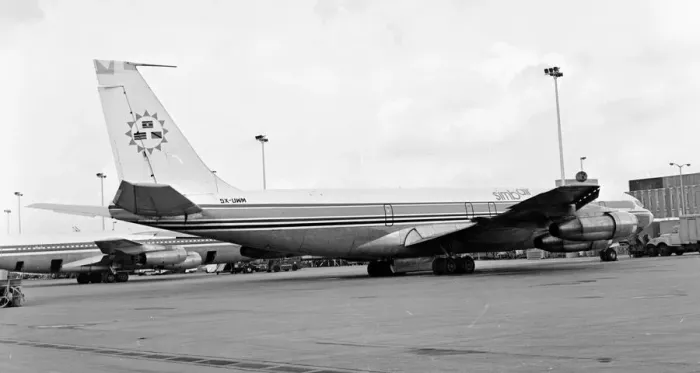Framed Print : Boeing 707-320F 5X-UWM Framed Print : Boeing 707-320F 5X-UWM