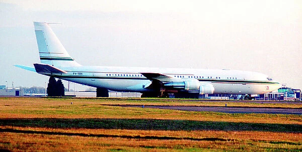 Boeing 707-3L6B P4-TBN