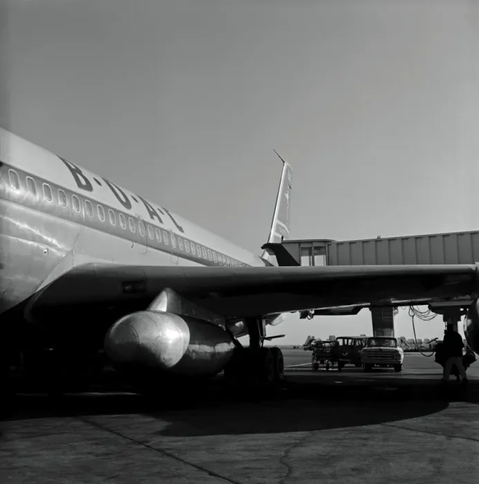 Framed Print : Boeing 707-436 G-APFD first BOAC 707 LAP 1960 Framed Print : Boeing 707-436 G-APFD first BOAC 707 LAP 1960