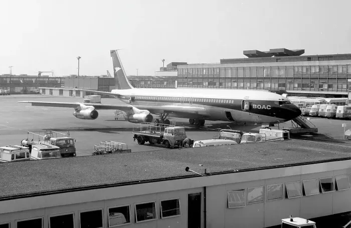 Framed Print : Boeing 707 G-AWHU Framed Print : Boeing 707 G-AWHU