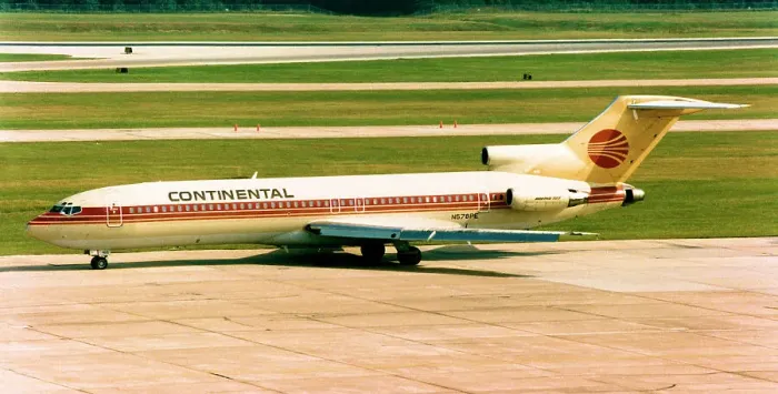 Framed Print : Boeing 727-243 N578PE Framed Print : Boeing 727-243 N578PE