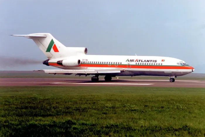 Framed Print : Boeing 727-82 CS-TBL Framed Print : Boeing 727-82 CS-TBL