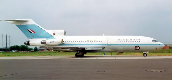 Framed Print : Boeing 727 NZ7271 Framed Print : Boeing 727 NZ7271