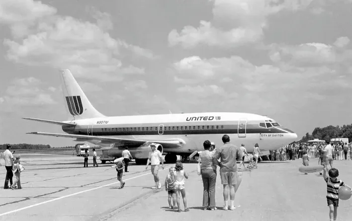 Framed Print : Boeing 737-222 N9071U Framed Print : Boeing 737-222 N9071U