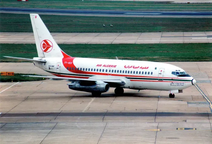 Framed Print : Boeing 737-2D6 7T-VEG Framed Print : Boeing 737-2D6 7T-VEG