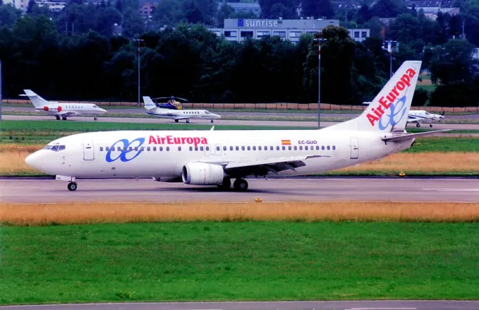 Framed Print : Boeing 737-4Q8 EC-GUO Framed Print : Boeing 737-4Q8 EC-GUO