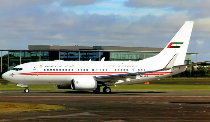 Framed Print : Boeing 737-BBJ A6-HRS Framed Print : Boeing 737-BBJ A6-HRS