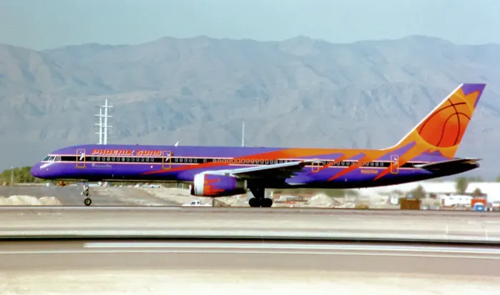 Framed Print : Boeing 757-225 N907AW Framed Print : Boeing 757-225 N907AW
