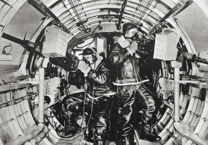 Framed Print : Boeing B-17 Flying Fortress Framed Print : Boeing B-17 Flying Fortress