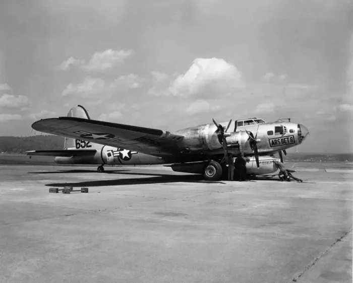 Framed Print : Boeing B-17 Flying Fortress Framed Print : Boeing B-17 Flying Fortress