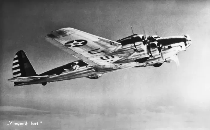 Framed Print : Boeing B-17 Flying Fortress Framed Print : Boeing B-17 Flying Fortress