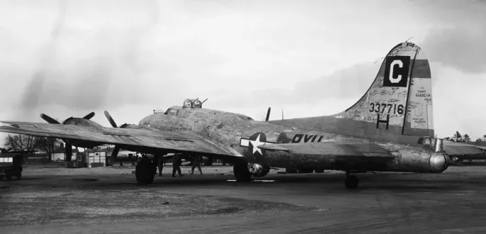 Framed Print : Boeing B-17 Flying Fortress Framed Print : Boeing B-17 Flying Fortress