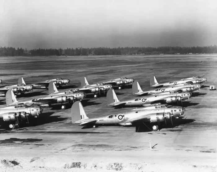 Framed Print : Boeing B-17C Flying Fortress Framed Print : Boeing B-17C Flying Fortress